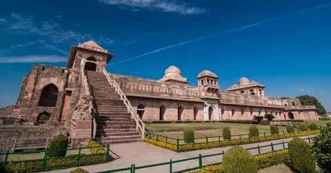 Jahaz Mahal Mandu Architecture
